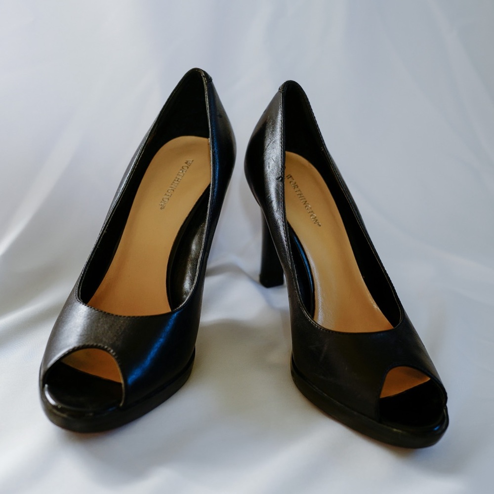 Worthington Black Peep Toe Heels